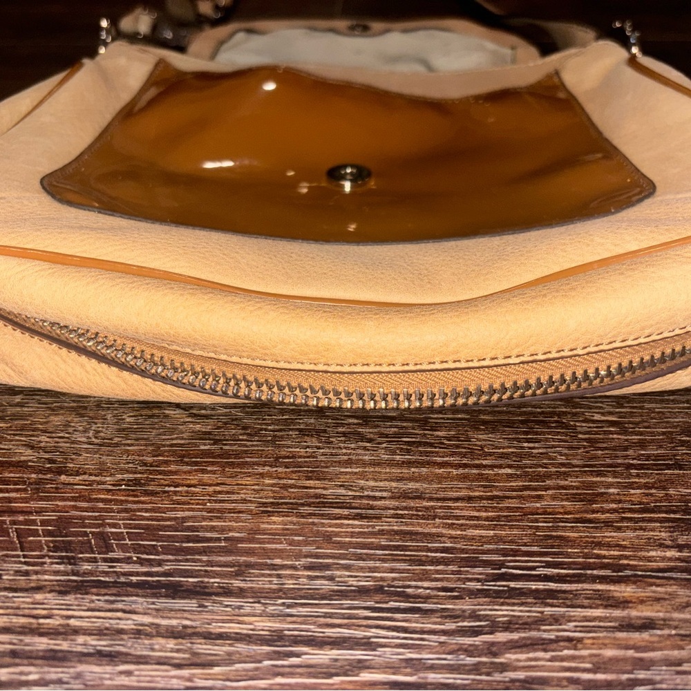 AIMEE Kestenberg Hobo Leather Crossbody Purse - Picture 4 of 7